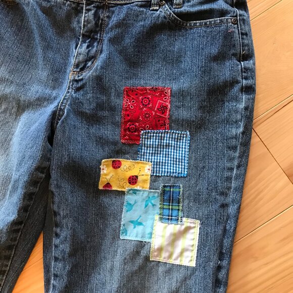 Upcycled Patchwork Capris Jeans: Handmade Summer Picnic Theme Patches, Size 14 - Picture 10 of 10